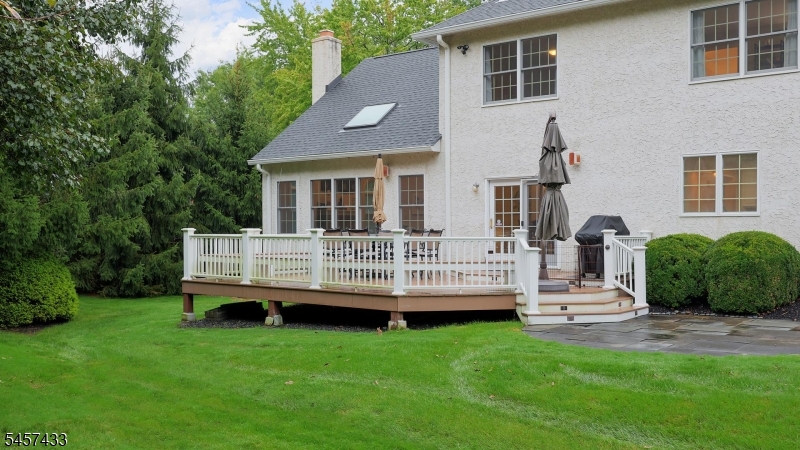8 Downingtown Ct Property Photo 34
