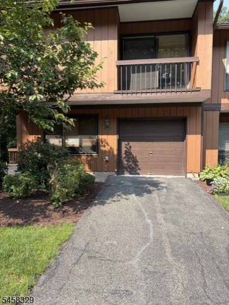 21140 Westview Property Photo 1