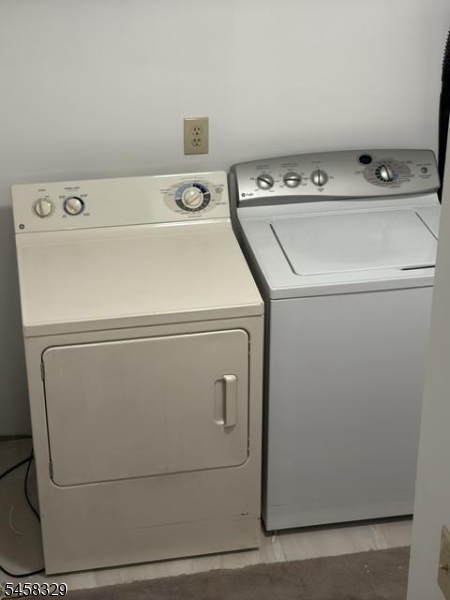 21140 Westview Property Photo 13