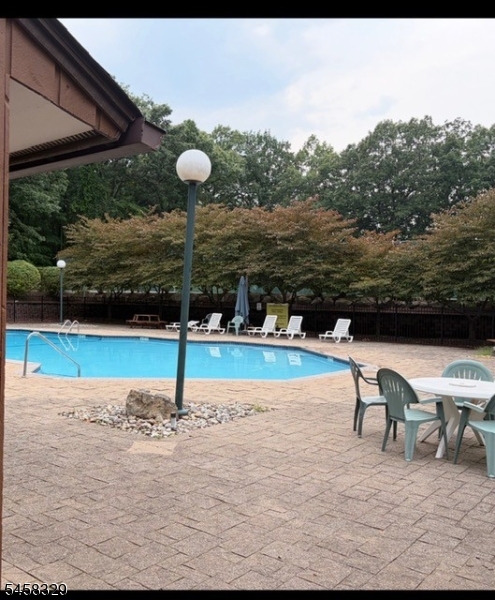 21140 Westview Property Photo 18