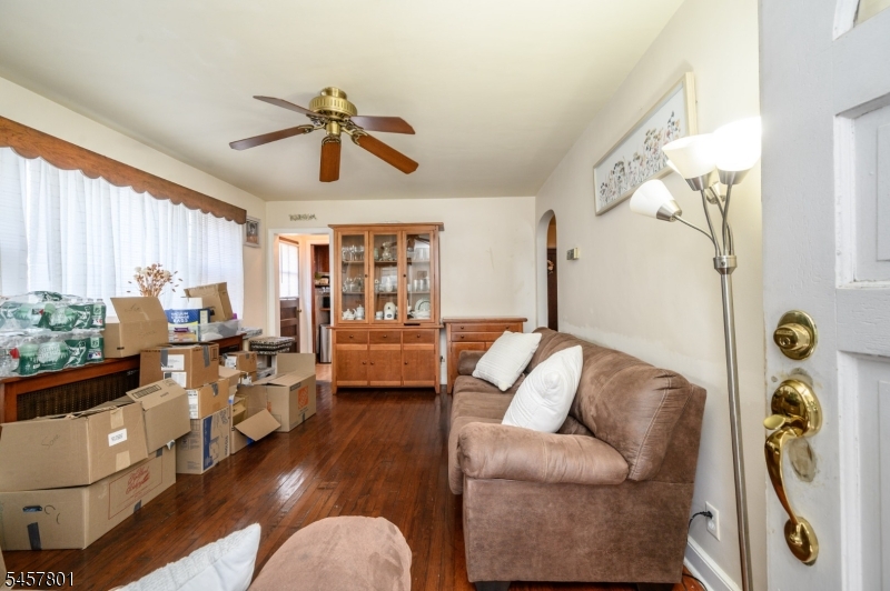 25 Broad Ter Property Photo 3