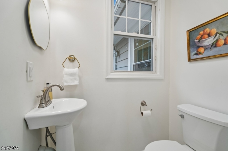 28 Oxford Ter Property Photo 24