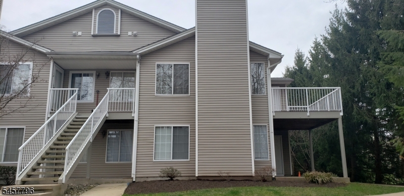 2 Cedar Court Property Photo 1