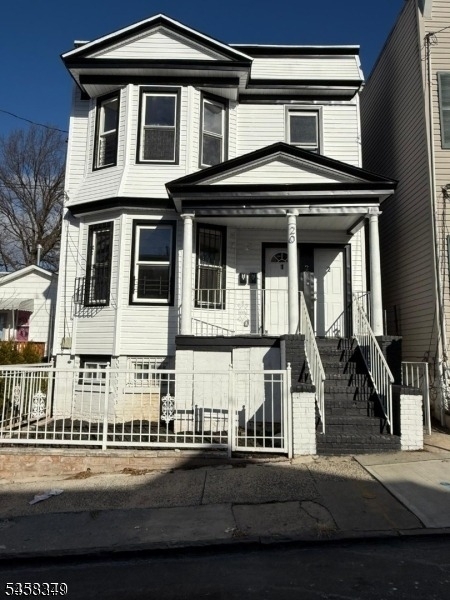20 Montrose Ter Property Photo 1