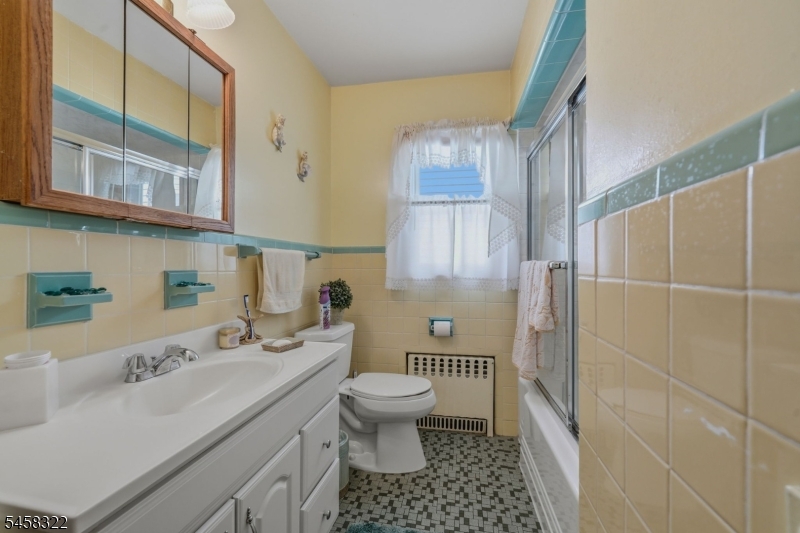 59 Huron Ave Property Photo 18