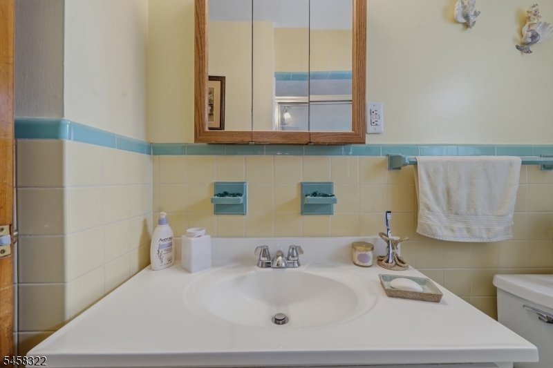 59 Huron Ave Property Photo 19