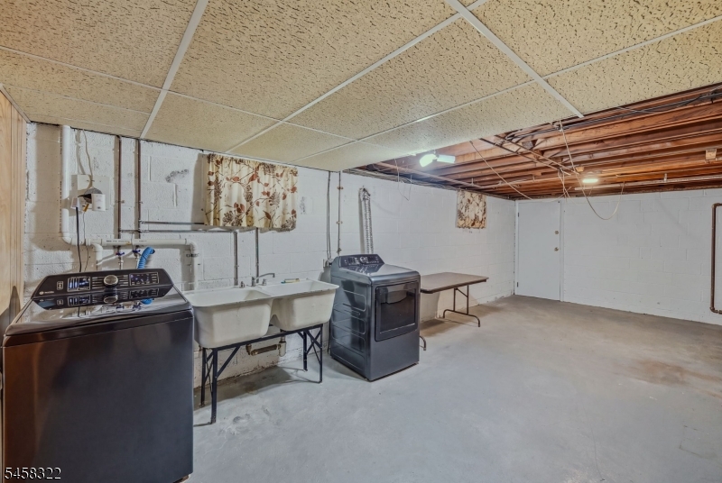 59 Huron Ave Property Photo 39