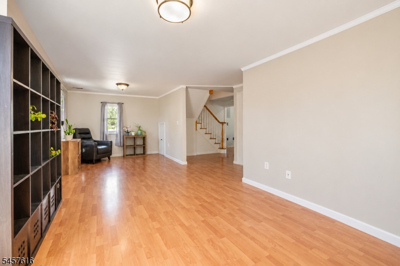 24 Park Ave Property Photo 14