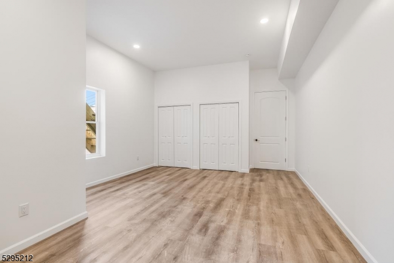 7 Moran Street B Property Photo 12