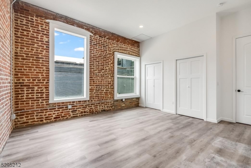 7 Moran Street B Property Photo 17