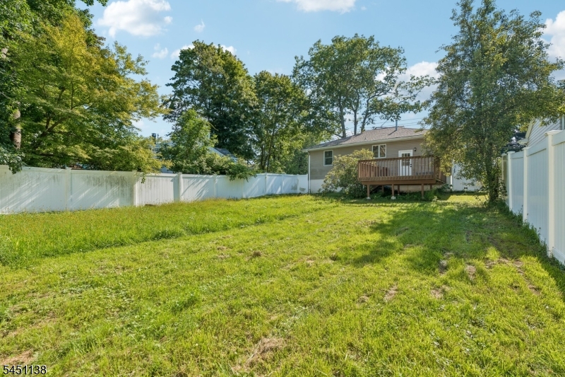 539 Logan Dr Property Photo 17
