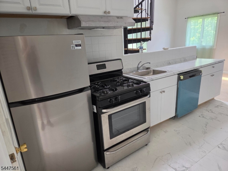 1 Sugar Loaf Ct Unit 2 2 Property Photo 3
