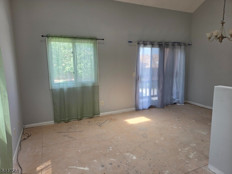 1 Sugar Loaf Ct Unit 2 2 Property Photo 5