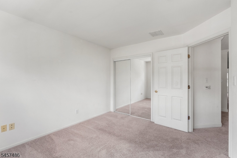 353 Cynthia Ln Property Photo 17