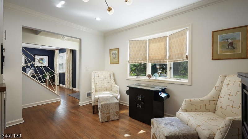 97 Kempshall Terrace Property Photo 8
