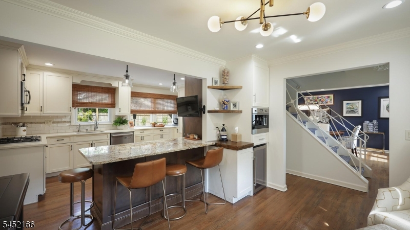 97 Kempshall Terrace Property Photo 9