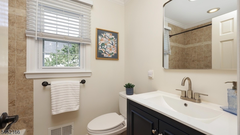 97 Kempshall Terrace Property Photo 27