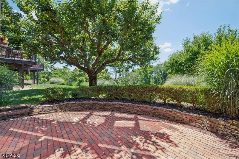 15 Palatine Rd Property Photo 37
