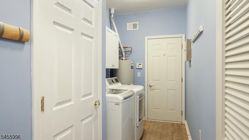 5 Constitution Way Property Photo 24