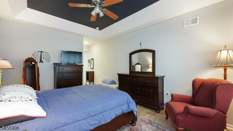 5 Constitution Way Property Photo 26