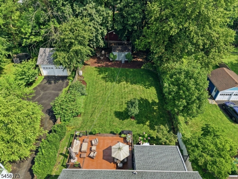 363 Irving Ave Property Photo 48