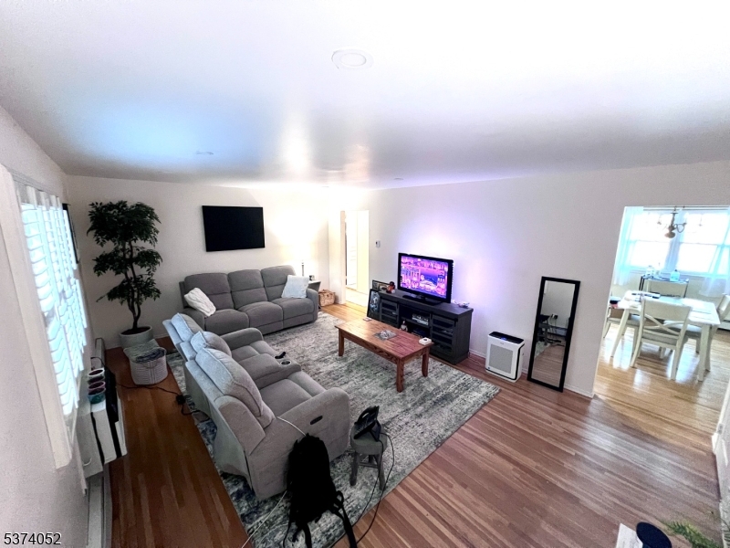 421 Bloomfield Ave A1 Property Photo 4