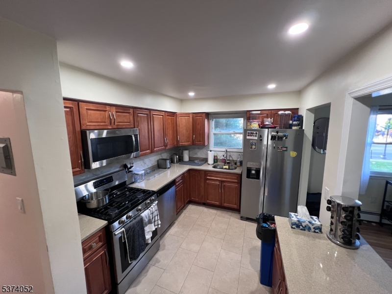 421 Bloomfield Ave A1 Property Photo 10