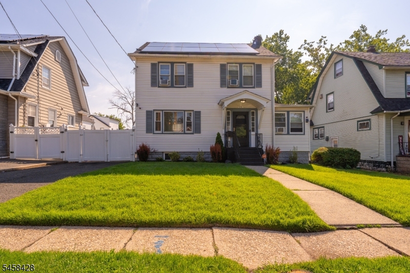 331 Thompson Avenue Property Photo 2