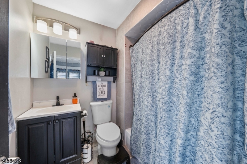 331 Thompson Avenue Property Photo 12