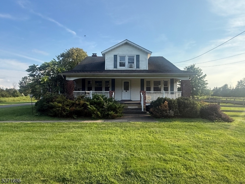 132 Hillsborough Rd Property Photo 1