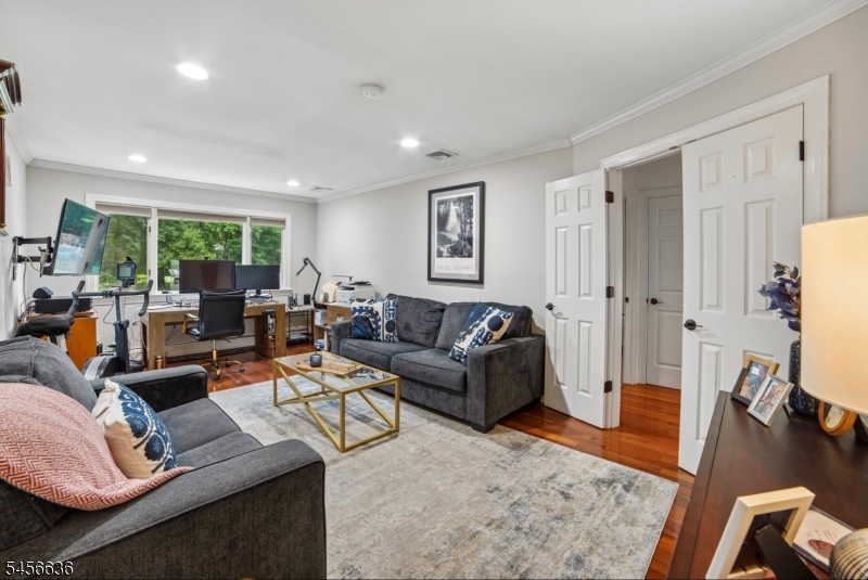 5 W William St Property Photo 19
