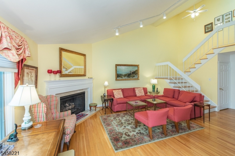 45 Stonegate Dr Property Photo 11