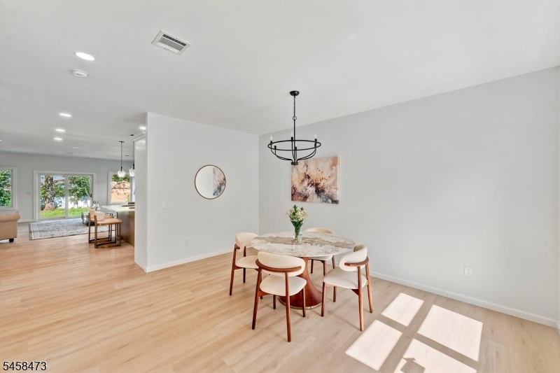 139 Main St Property Photo 11