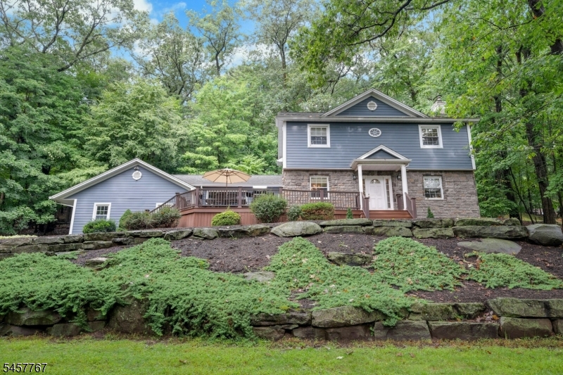 16 Rockledge Rd Property Photo 1