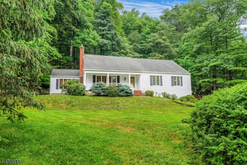 50 Rockledge Rd Property Photo 4