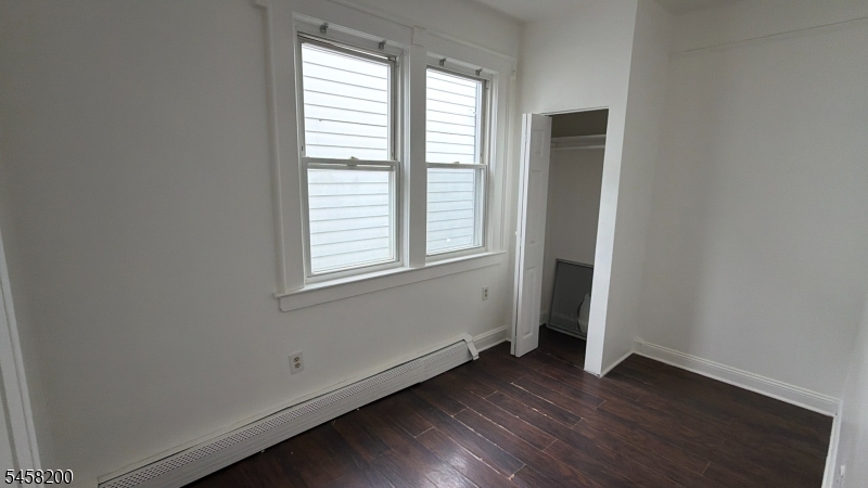 293 Ohio St Property Photo 4