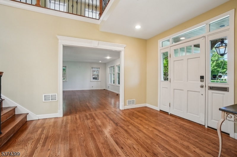 120 Silver Spring Rd Property Photo 4