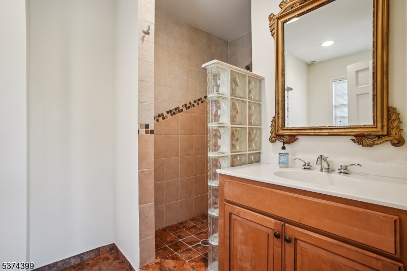 120 Silver Spring Rd Property Photo 30