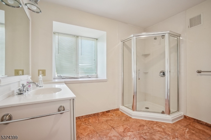 120 Silver Spring Rd Property Photo 32