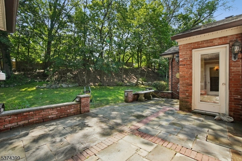120 Silver Spring Rd Property Photo 35