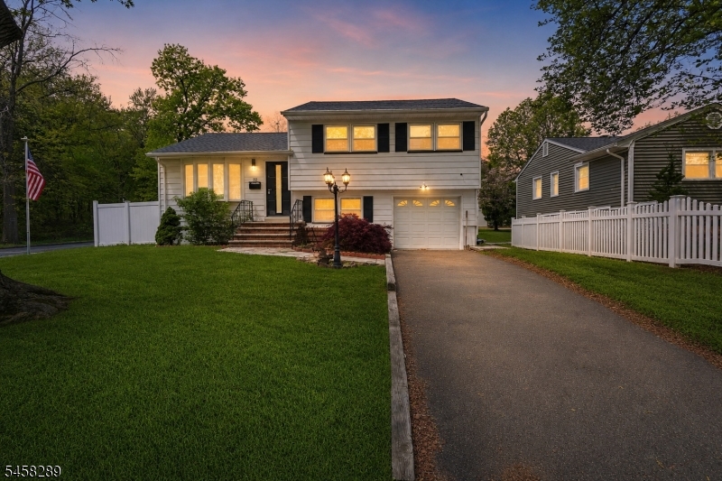 92 Cornell Ave