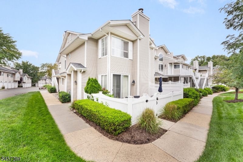 11 Ashley Court Property Photo 1