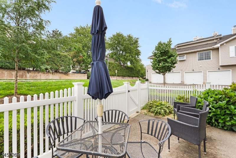 11 Ashley Court Property Photo 4