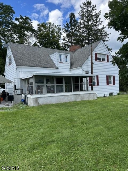 62 Walnut St Property Photo 1
