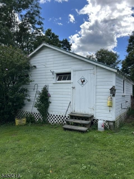 62 Walnut St Property Photo 16