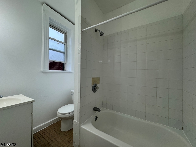 253 Palisade Ave 3 Property Photo 2