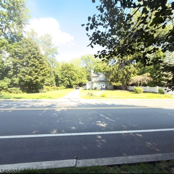 704 Franklin Tpke Property Photo 2