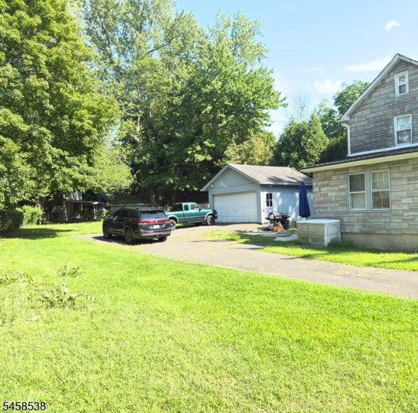 704 Franklin Tpke Property Photo 3