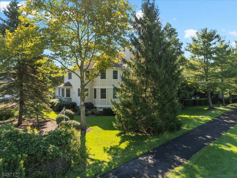 24 Benedict Cres Property Photo 32