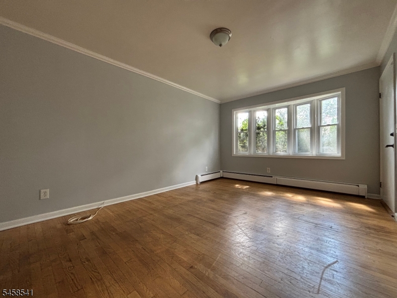 319 E 1St Ave 1 Property Photo 1